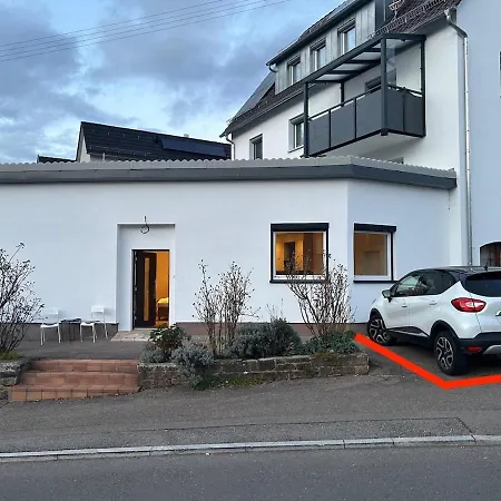 Livinglike-4p-central-modern-private-parking